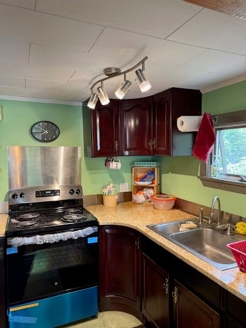 45 Spring St, Lunenburg, MA, 01462-2145 | Card Image