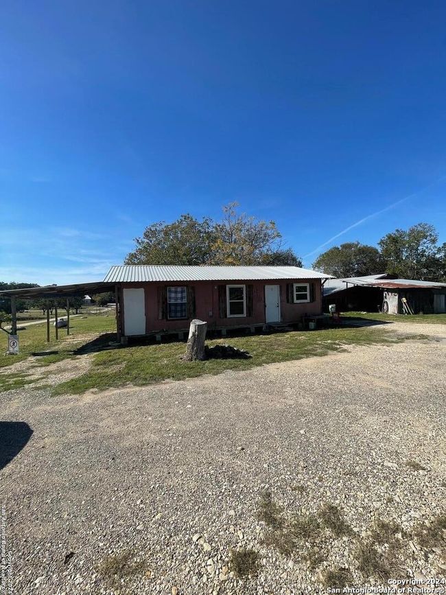 188 De La Fuente Rd., House other with 2 bedrooms, 2 bathrooms and null parking in Blanco TX | Image 15