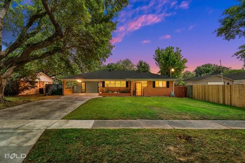 2713 Wendy Ln, Shreveport, LA, 71104-3827 | Card Image