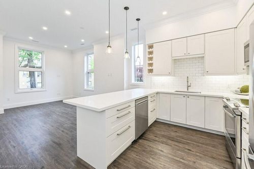a-139 Macnab St S, Hamilton, ON, L8P3C4 | Card Image