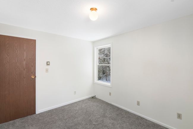 112 Breezy Acres Dr, House other with 4 bedrooms, 2 bathrooms and null parking in Vernon VT | Image 32