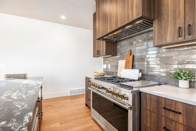 723 Lazy Way, House other with 5 bedrooms, 5 bathrooms and null parking in Francis UT | Image 48