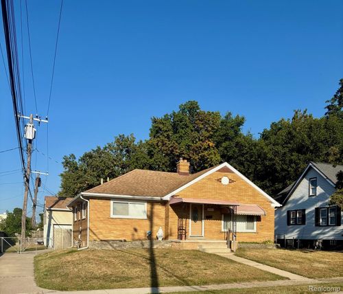 20731 Bartholomaei Ave, Warren, MI, 48091-2468 | Card Image