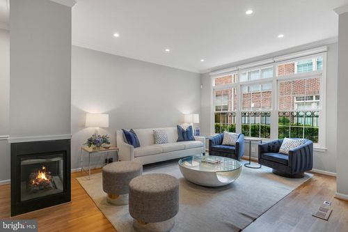 1507 N Colonial Ter, ARLINGTON, VA, 22209-1441 | Card Image