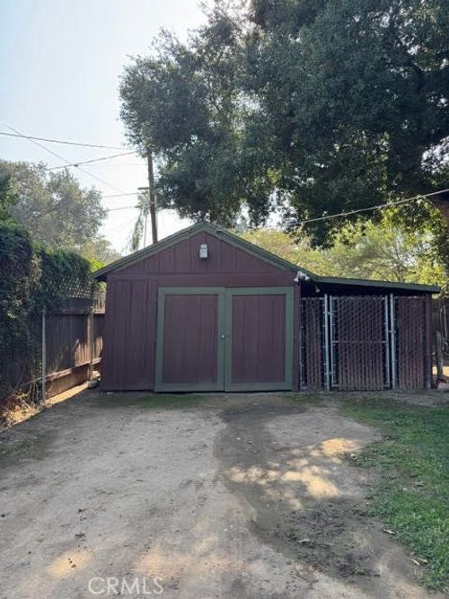 4482 4th St, Riverside, CA, 92501-2608 | Card Image