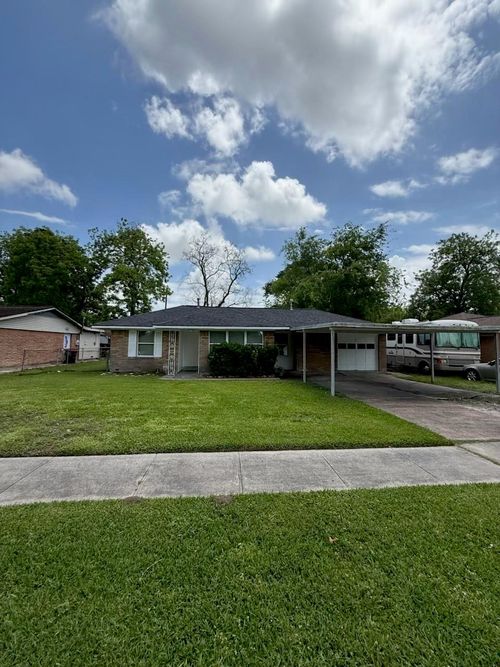 407 Midway Dr, Baytown, TX, 77521-4518 | Card Image