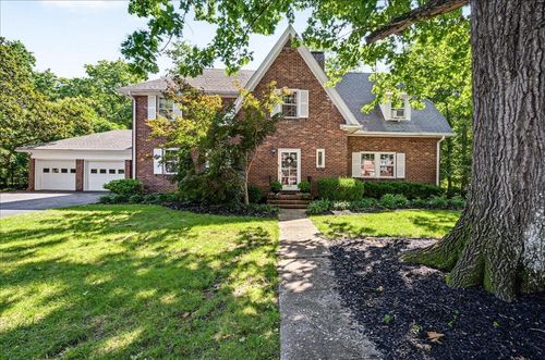 207 Paul Sawyier Dr, Frankfort, KY, 40601-2950 | Card Image