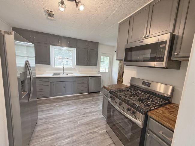 1324 Morningside Ave, House other with 3 bedrooms, 2 bathrooms and null parking in Graham TX | Image 14