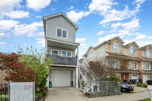 203 Father Capodanno Boulevard, Staten Island, NY, 10305 | Card Image