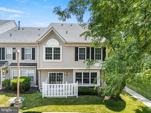 1303-1303 Black Walnut Dr, PHOENIXVILLE, PA, 19460-4853 | Card Image