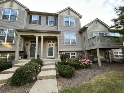 973 Ellsworth Drive, Townhouse with 2 bedrooms, 2 bathrooms and 2 parking in Grayslake IL | Image 1