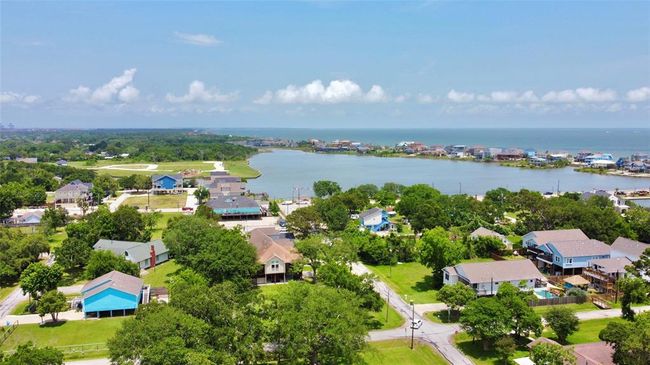 817 Bryan Ave, House other with 2 bedrooms, 2 bathrooms and 3 parking in Seabrook TX | Image 22