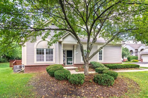 38500 Saratoga Circle, Farmington Hills, MI, 48331 | Card Image