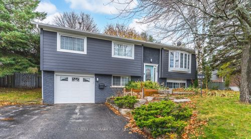 228 Dodson Rd, Barrie, ON, L4N4S4 | Card Image