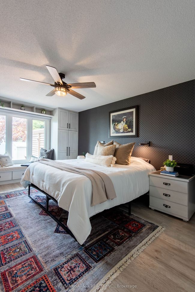 4062 Bluepoint Dr, House other with 3 bedrooms, 3 bathrooms and 4 parking in Town Of Plympton Wyoming ON | Image 25