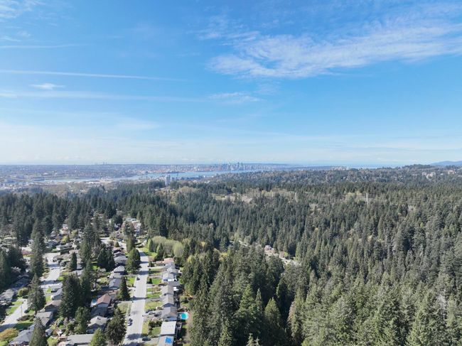 2541 Hyannis Point, House other with 4 bedrooms, 3 bathrooms and 6 parking in North Vancouver BC | Image 39