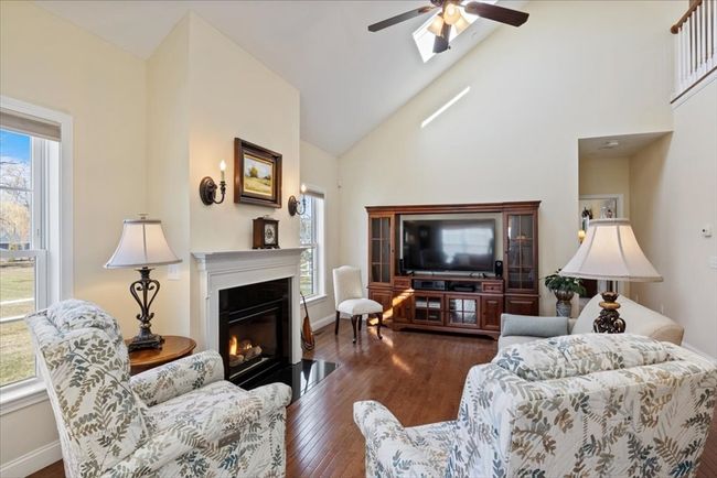 5 Back Nine Dr, House other with 2 bedrooms, 3 bathrooms and 4 parking in Haverhill MA | Image 8