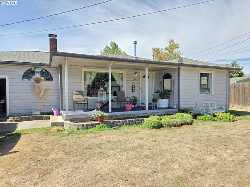 3974 Carnes Rd, Roseburg, OR, 97471-4522 | Card Image