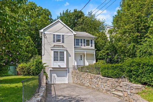 119 Brambach Rd, Scarsdale, NY, 10583-5204 | Card Image