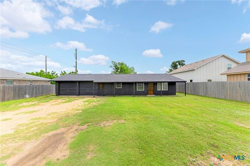 1703 Pueblo Trce, Harker Heights, TX, 76548-2325 | Card Image