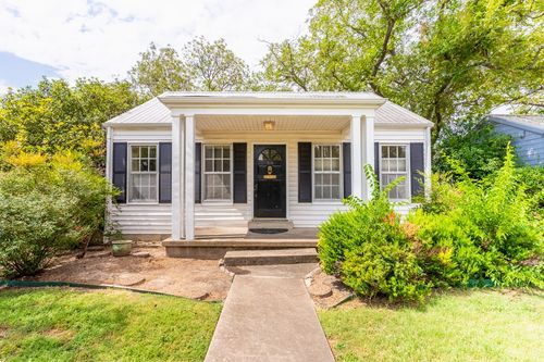 915 E 38th St, Austin, TX, 78705-1810 | Card Image
