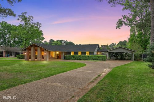 9450 Red Oak Ln, Shreveport, LA, 71106-7424 | Card Image