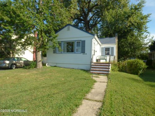 1409 7th Ave, NEPTUNE, NJ, 07753-4943 | Card Image