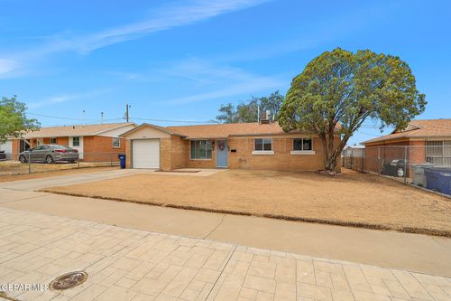 4805 Ambassador Dr, El Paso, TX, 79924-2931 | Card Image