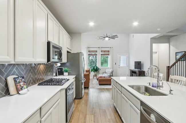 2024 Cantonata Dr, House other with 5 bedrooms, 4 bathrooms and 2 parking in Leander TX | Image 12