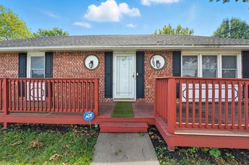 705 Ne Chipman Rd, Lees Summit, MO, 64063-2509 | Card Image