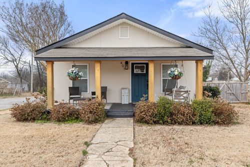 401 Saint Louis Ave, Sheffield, AL, 35660-2638 | Card Image