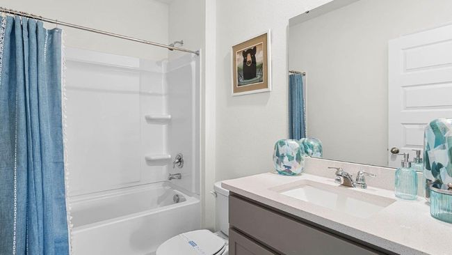 33620 Seattle Slew Dr, House other with 5 bedrooms, 3 bathrooms and null parking in SORRENTO FL | Image 23