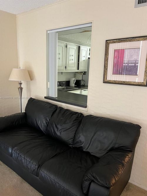 504-2000 Atlantic Shores Blvd, Hallandale Beach, FL, 33009-2862 | Card Image