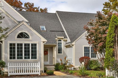 75-28 Gold Leaf Ln, Mashpee, MA, 02649-3556 | Card Image