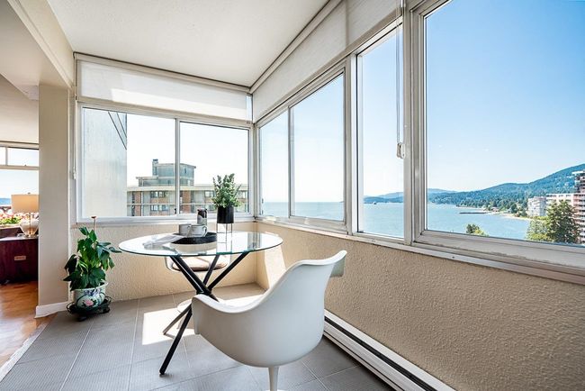 1005 - 2135 Argyle Avenue, Condo with 2 bedrooms, 2 bathrooms and 1 parking in West Vancouver BC | Image 15