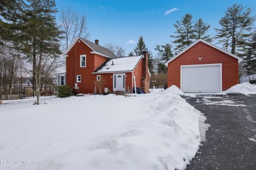 6 Vine St, Pittsfield, MA, 01201 | Card Image