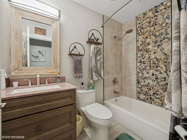 5216 Palm St, House other with 3 bedrooms, 2 bathrooms and 2 parking in Mchenry IL | Image 8