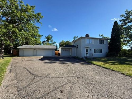 321 23rd St Ne, Bemidji, MN, 56601-2306 | Card Image