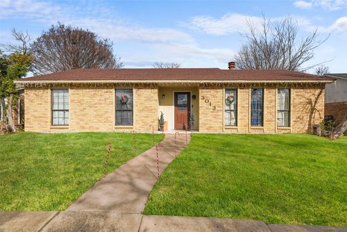 3013 Villa Sur Trl, Dallas, TX, 75228-1752 | Card Image
