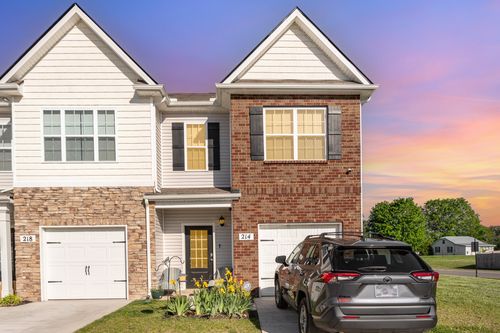 214 Warrior Pl, Ashland City, TN, 37015-4047 | Card Image