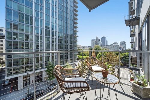 645 W 9th St #424, Los Angeles, CA, 90015 | Card Image