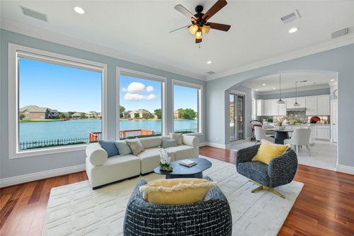 5934 Stratford Gardens Dr, Sugar Land, TX, 77479-4118 | Card Image