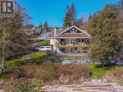 4810 Sanderson Rd, House other with 3 bedrooms, 3 bathrooms and 2 parking in Gillies Bay BC | Image 3