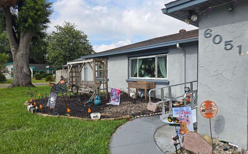 6051 Foxfire Ct, Jacksonville, FL, 32244-2427 | Card Image