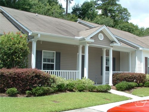 81 Falkland Ave, Savannah, GA, 31407-3939 | Card Image