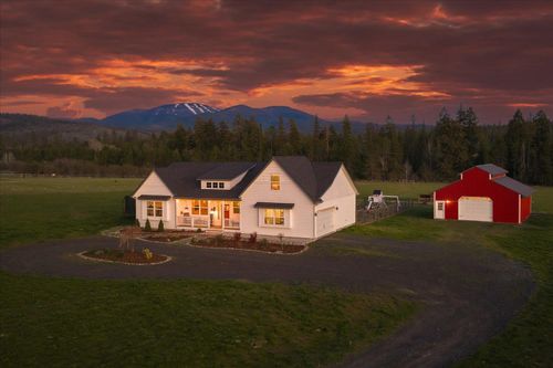 11918 E Nelson Rd, Elk, WA, 99009-7015 | Card Image