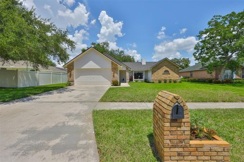 7411 Mint Julep Dr, RIVERVIEW, FL, 33578-8840 | Card Image