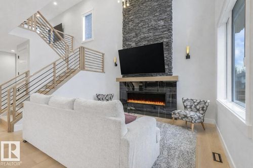 53 Autumnwood Cres, Spruce Grove, AB, T7X0J3 | Card Image