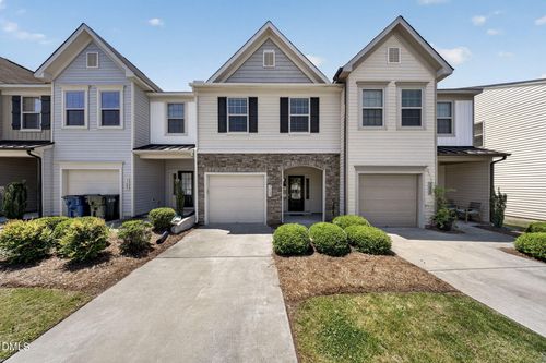 3607 Landshire View Lane, Raleigh, NC, 27616 | Card Image
