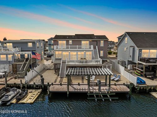 60 Jennie Dr, MANAHAWKIN, NJ, 08050-4233 | Card Image